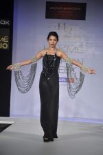 Model walk the ramp for Mona Shroff Show at lakme fashion week 2012 Day 2 in Grand Hyatt, Mumbai on 3rd March 2012 (29).JPG